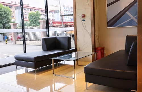 Baiyun Hotel | 35 m² Hotel ∙ 2 bedrooms ∙ 10 guests