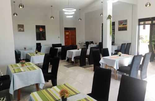 Jinja Hotel | 35 m² Hotel ∙ 4 guests