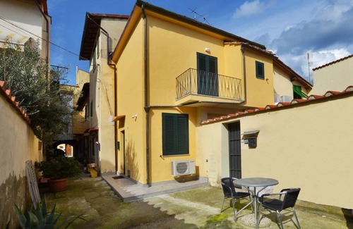 Peretola House | 35 m² House ∙ 1 bedroom ∙ 3 guests