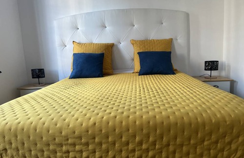 Saint-Acheul Resort | 35 m² Private room ∙ 1 bedroom ∙ 2 guests
