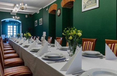 Piotrkow Trybunalski Apartment | 35 m² Serviced apartment ∙ 4 guests