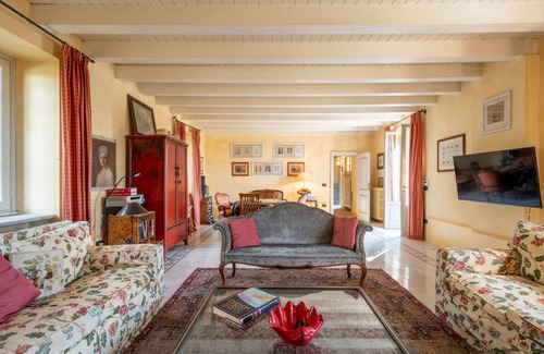 Pozzolo Formigaro House | 350 m² House ∙ 5 bedrooms ∙ 10 guests