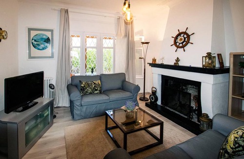 Alella House | 350 m² House ∙ 5 bedrooms ∙ 7 guests