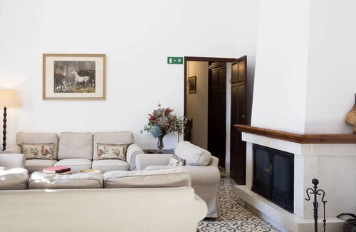 Jerez de la Frontera House | 350 m² House ∙ 7 bedrooms ∙ 15 guests