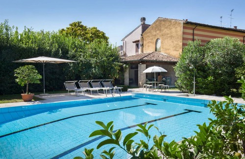 Volta Mantovana Villa | 350 m² Villa ∙ 6 bedrooms ∙ 12 guests