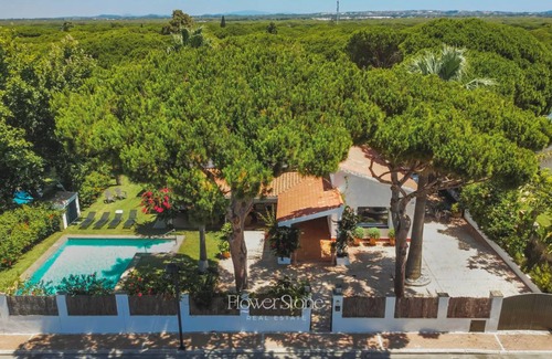 Cabo Roche Villa | 350 m² Villa ∙ 7 bedrooms ∙ 16 guests