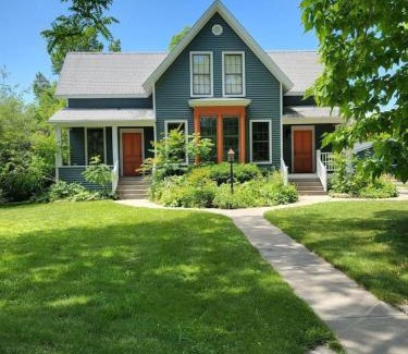 Port Sanilac House | 352 Massive home with Kayaks and Putt Putt