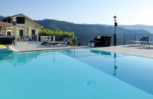 Valloria Apartment | 355 m² Apartment ∙ 5 bedrooms ∙ 30 guests