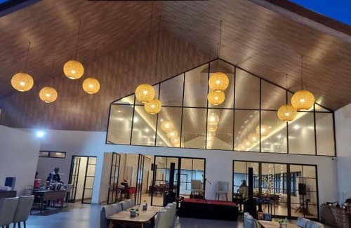 Jayapura Hotel | 36 m² Hotel ∙ 127 guests