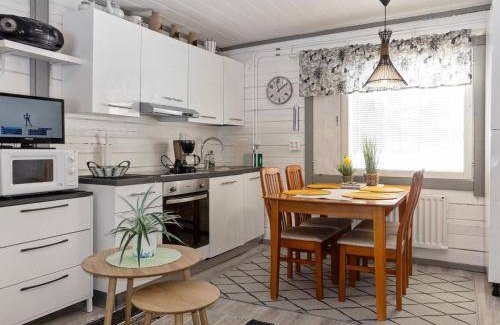 Enontekio House | 36 m² House ∙ 1 bedroom ∙ 4 guests