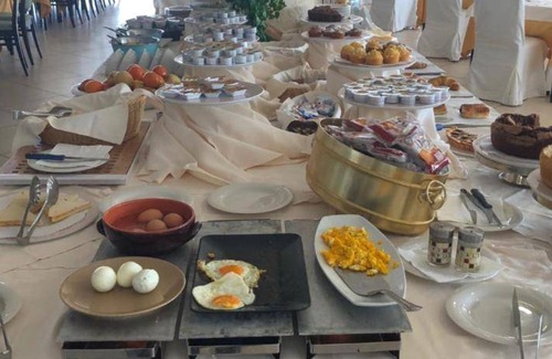 Roseto degli Abruzzi Hotel | 36 m² Hotel ∙ 6 guests