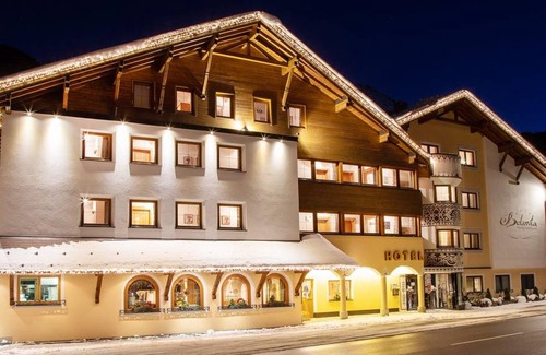 Mathon Hotel | 37 m² Hotel ∙ 1 bedroom ∙ 3 guests