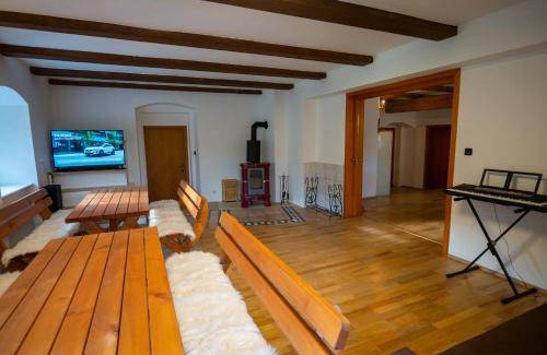 Liberec House | 370 m² House ∙ 5 bedrooms ∙ 22 guests