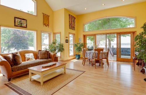Teall Beach House | 372 m² House ∙ 5 bedrooms ∙ 10 guests