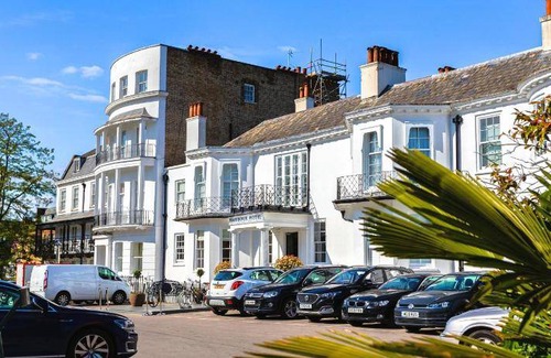 Richmond-upon-Thames Hotel | 38 m² Hotel ∙ 127 guests