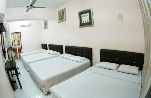 Taman Kota Laksamana House | 39 Guest House