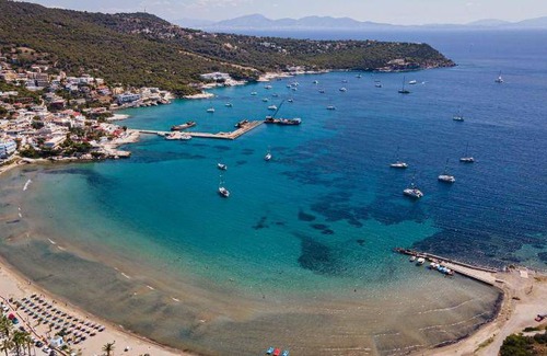 Kontos Resort | 390 m² Resort ∙ 8 bedrooms ∙ 16 guests