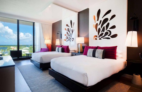 Seven Mile Beach Hotel | 392 m² Hotel ∙ 2 bedrooms ∙ 127 guests