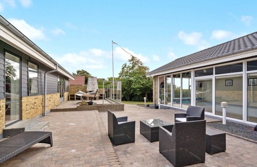 Hirtshals House | 392 m² House ∙ 4 bedrooms ∙ 8 guests