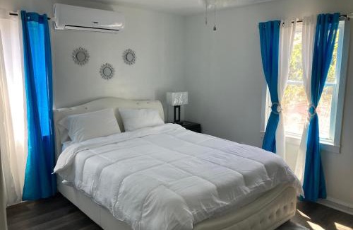 Primos Secane Apartment | 3bd 1bath Home away from home with luxury
