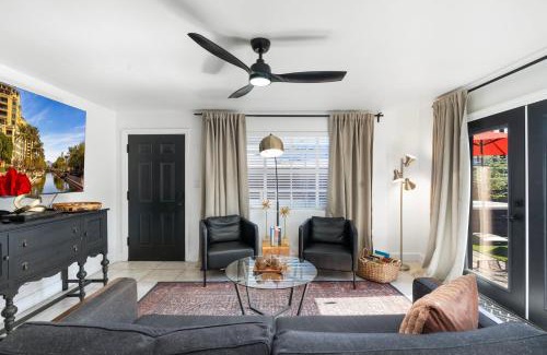 Encanto House | 3BD Hot Tub Private Casita Downtown Location