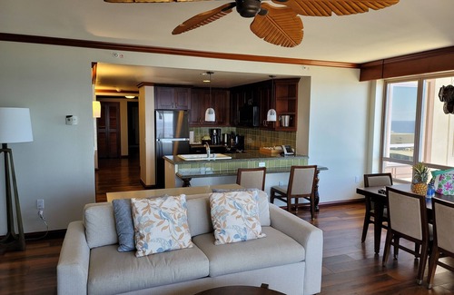 Waikiki Apartment | 3Bedroom Penthouse Hilton Hawaiian Village Grand Islander Waikikian Lagoon Tower