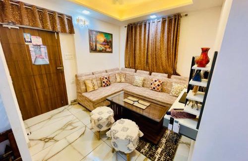 Malviya Nagar Apartment | 3BHK Airport Vista Apartment - Entire Apartment