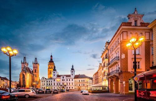 Hradec Kralove Apartment | 3BR 2,5Bath Luxurious BIG Family Penthouse & VIEWS