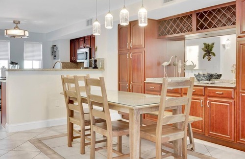 Rock Harbor House | 3BR/3.5BA Mariner's Club Townhouse 703 with Oasis Pool, Marina, Game Room & More