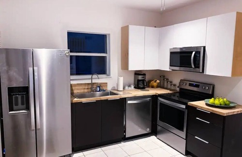 West Little Havana House | 3BR House – 15 Mins from Downtown and the beaches