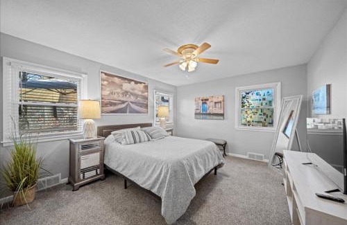 Overland Park House | 3BR Overland Park Home with Patio and Waterfall Pond