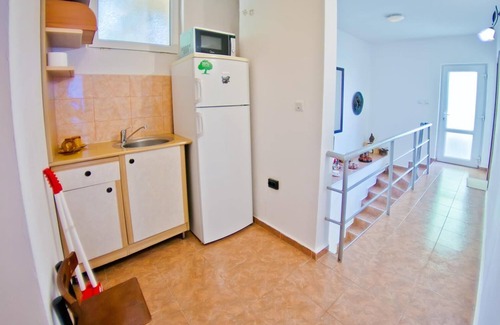 Primorski Villa | 3BR Semi-detached Villa with seaview 8p
