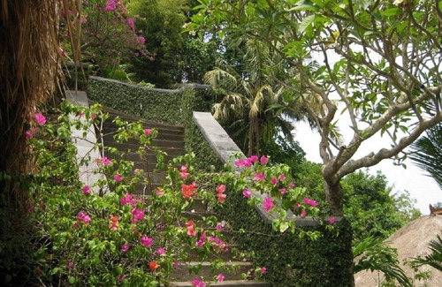 Cepaka Villa | 3BR Villa, Feature Garden - W/Swimming Pool!