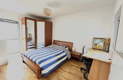Ivry-port Apartment | 3km de Paris, Bel Appartement Entier de 3 Pièces Avec Parking