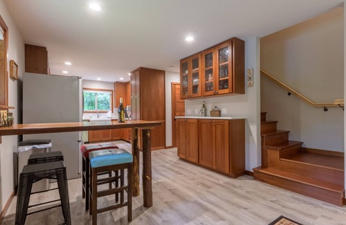 Mount Hood Village Cabin | 3rd night FREE stay before 09/28! river access, close to bike,hike, trails!