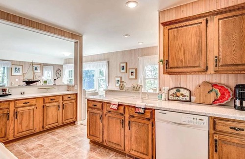 Lexington House | 4 Acres, 4 Bedrooms and 110+ Feet of Beach on Lake Huron!