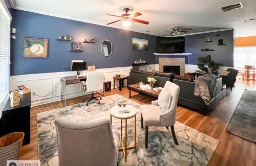 Church Street House | 4 - Bed home with Cali King Bed, 12 mins to DTWN