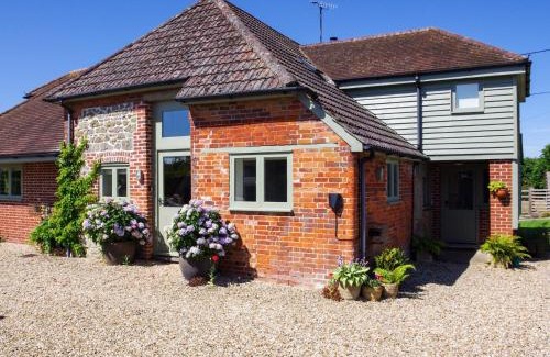 Bedchester House | 4 Bed in Blandford Forum 76544