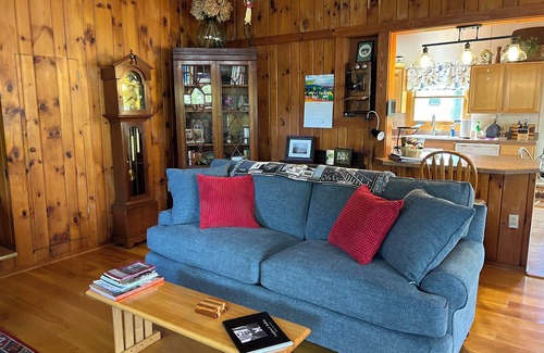 Moriah Center Cottage | 4 Bedroom, 1.5 bath- Air-Conditioned House on Lake Champlain - Seasonal May- Oct