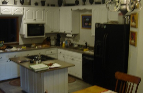Turners House | 4 bedroom 4 bathrooms house with jacuzzi tub, steam room and massage chair.