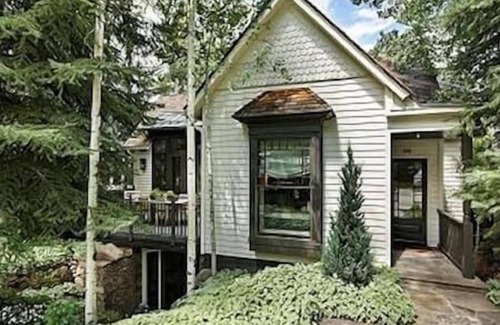 West End House | 4 BEDROOM-5.5 BATH HOUSE WEST END-ASPEN-VICTORIAN!