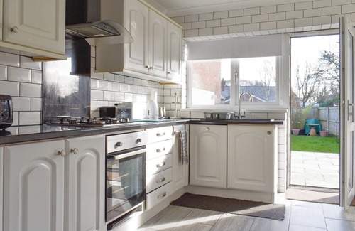 Knott End-on-Sea Cottage | 4 bedroom accommodation in Knott End-on-Sea, near Poulton-le-Fylde