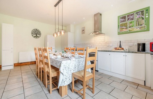 Woolland Cottage | 4 bedroom accommodation in Blandford Forum