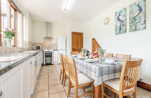 Woolland Cottage | 4 bedroom accommodation in Blandford Forum