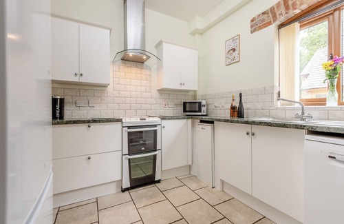 Woolland Apartment | 4 bedroom accommodation in Blandford Forum