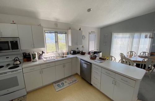 North Beach House | 4 bedroom accommodation in North Beach