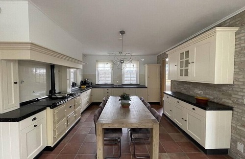 Den Burg House | 4 bedroom accommodation in Den Burg