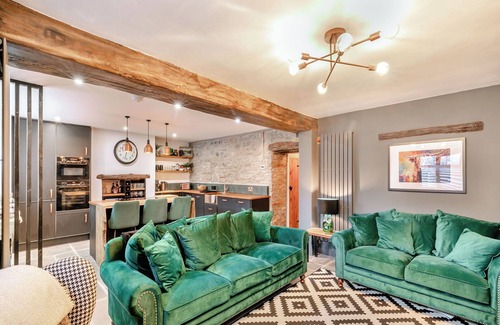 Tideswell Cottage | 4 bedroom accommodation in Tideswell, near Buxton