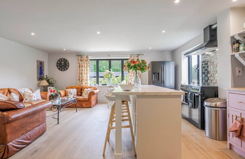 Tring Cottage | 4 bedroom accommodation in Tring