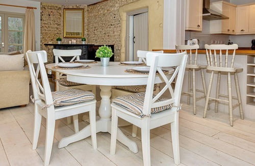 Ford Cottage | 4 bedroom accommodation in Climping, near Littlehampton